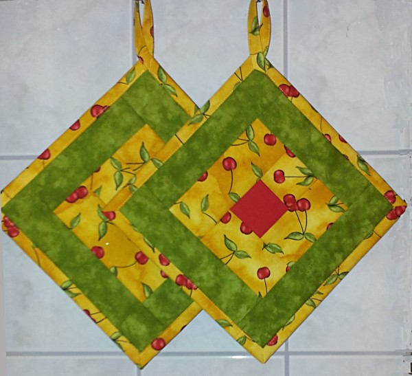 kleines Reisverschlusstäschchen